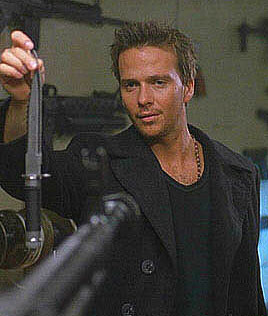 Sean-Patrick-Flanery-4