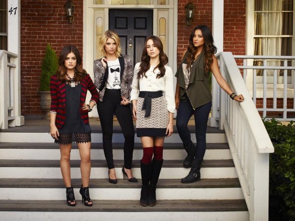 Pretty Little Liars 4