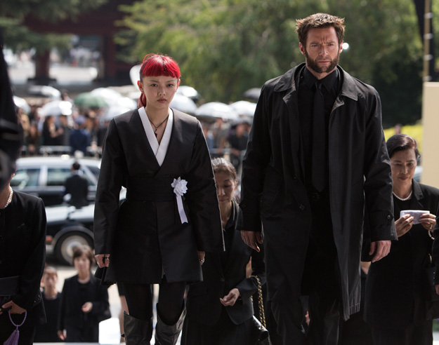 wolverinesetreportphotosmall3