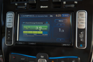 2015_nissan_leaf_07