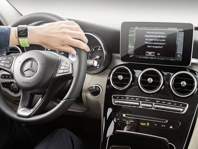 mercedes-benz-apple-watch-l