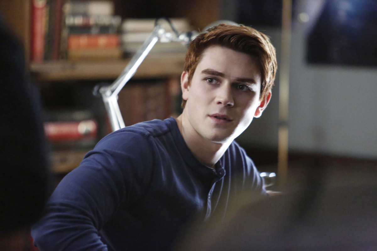 Riverdale -- "Chapter Five: Heart of Darkness" -- Image Number: RVD105a_0217.jpg -- Pictured: KJ Apa as Archie Andrews -- Photo: Bettina Strauss/The CW -- ÃÂ© 2017 The CW Network. All Rights Reserved